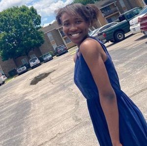 Meet your Posher, Pelumi ruth